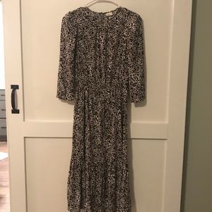 4/$30 A new day animal print dress. XS. Midi dress
